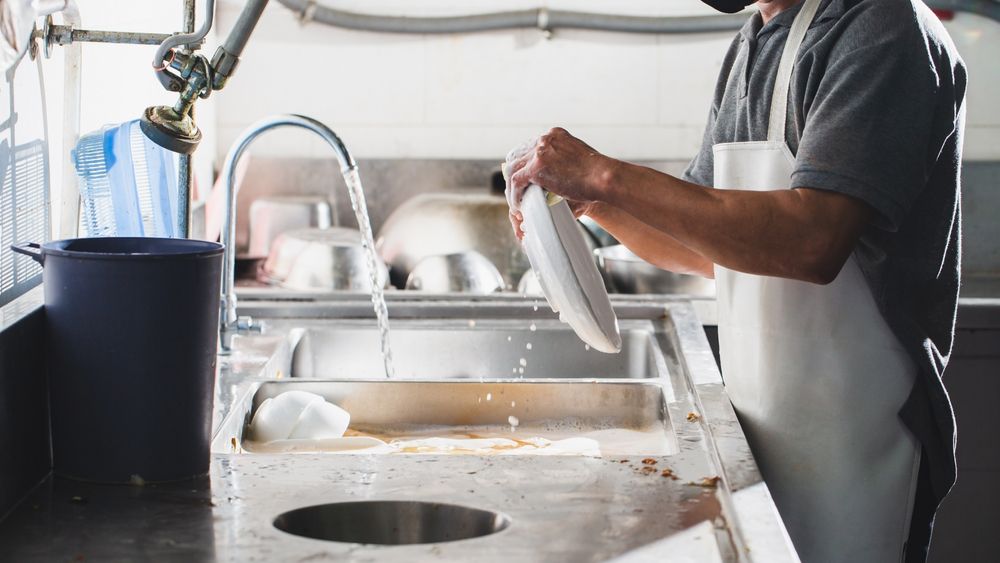 Dish Washing Machine Job Description